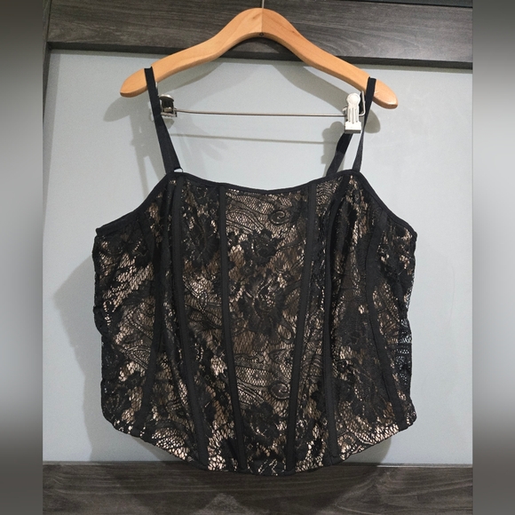 torrid Tops - Torrid Lace Corset Crop Top Size 2